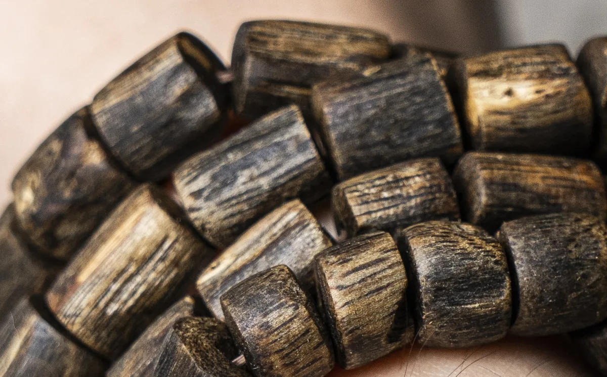 Agarwood Cube Bead Multi-Wrap Bracelet V — photo 3 of 6