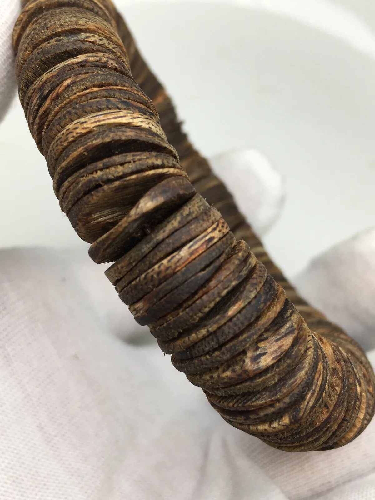 Agarwood Disc Bead Bracelet I — photo 5 of 9
