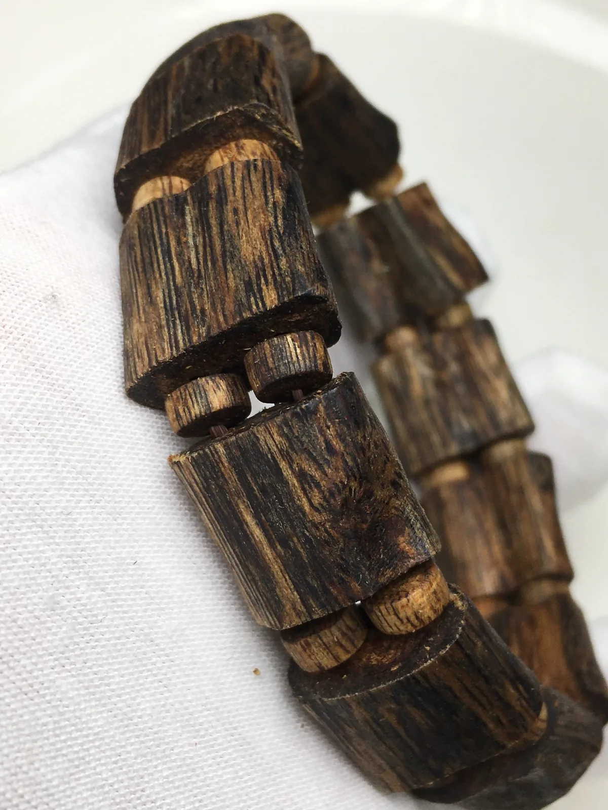 Close-up of the grain, photo 6 of 9