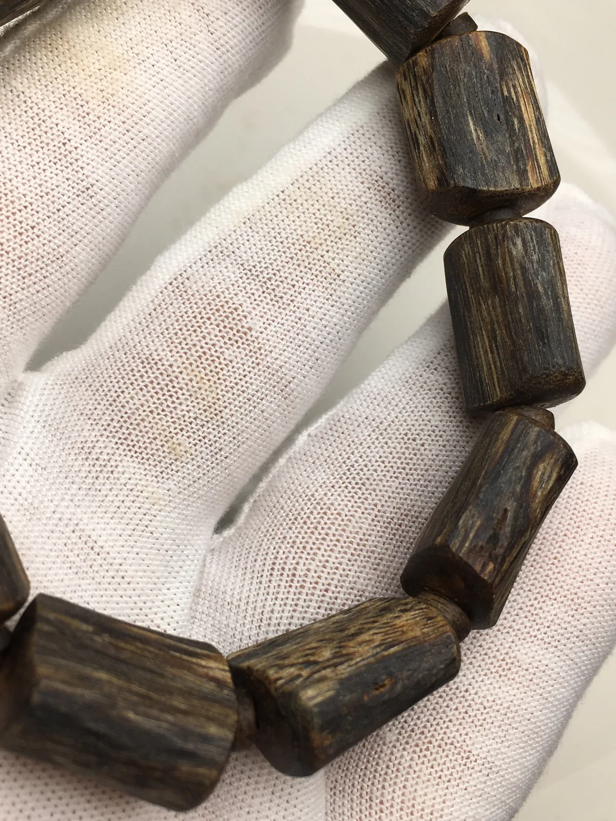 Agarwood Long Barrel Bracelet III — photo 3 of 9