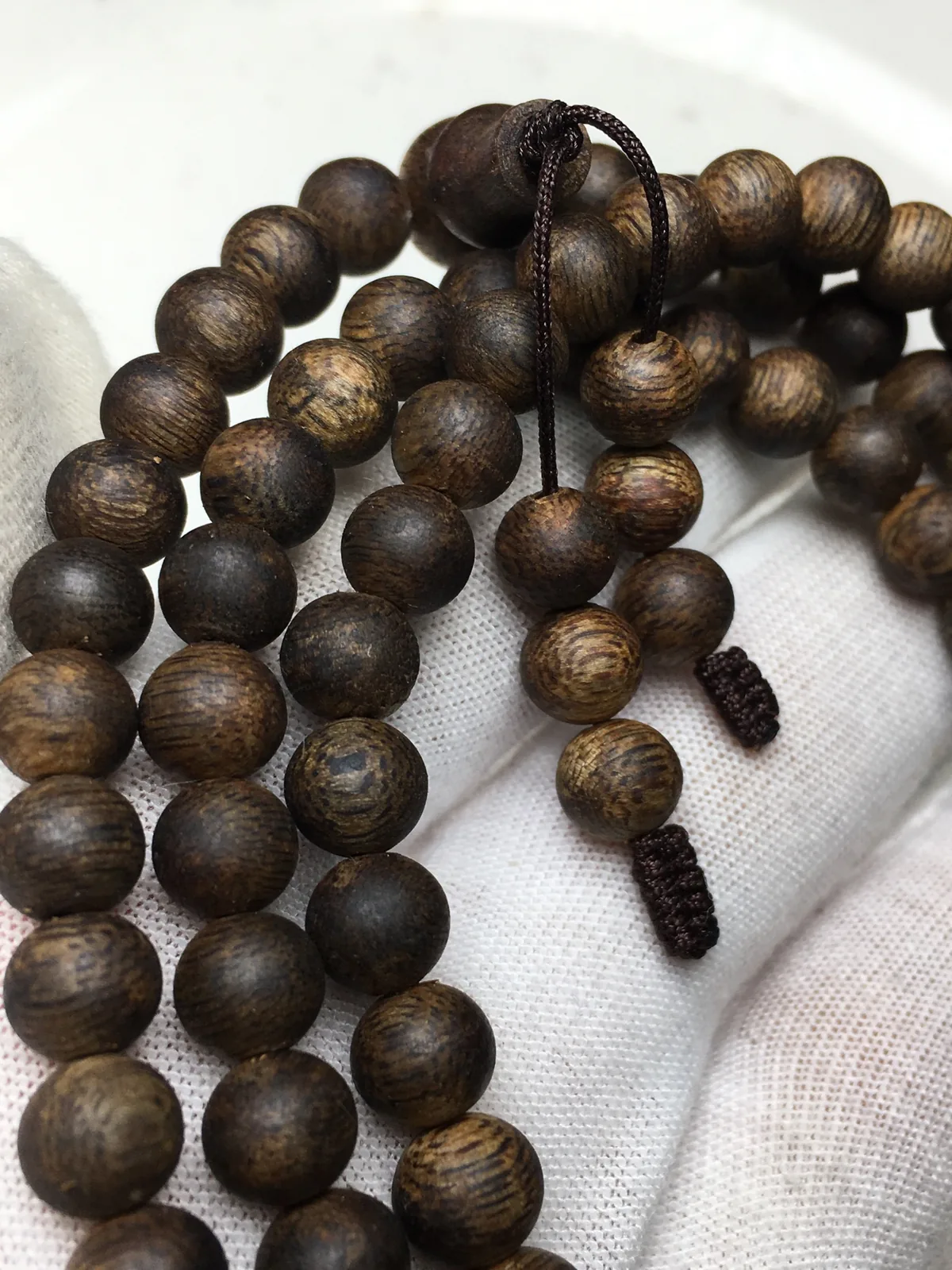Agarwood Round Bead Multi-Wrap Bracelet I — real photo 13