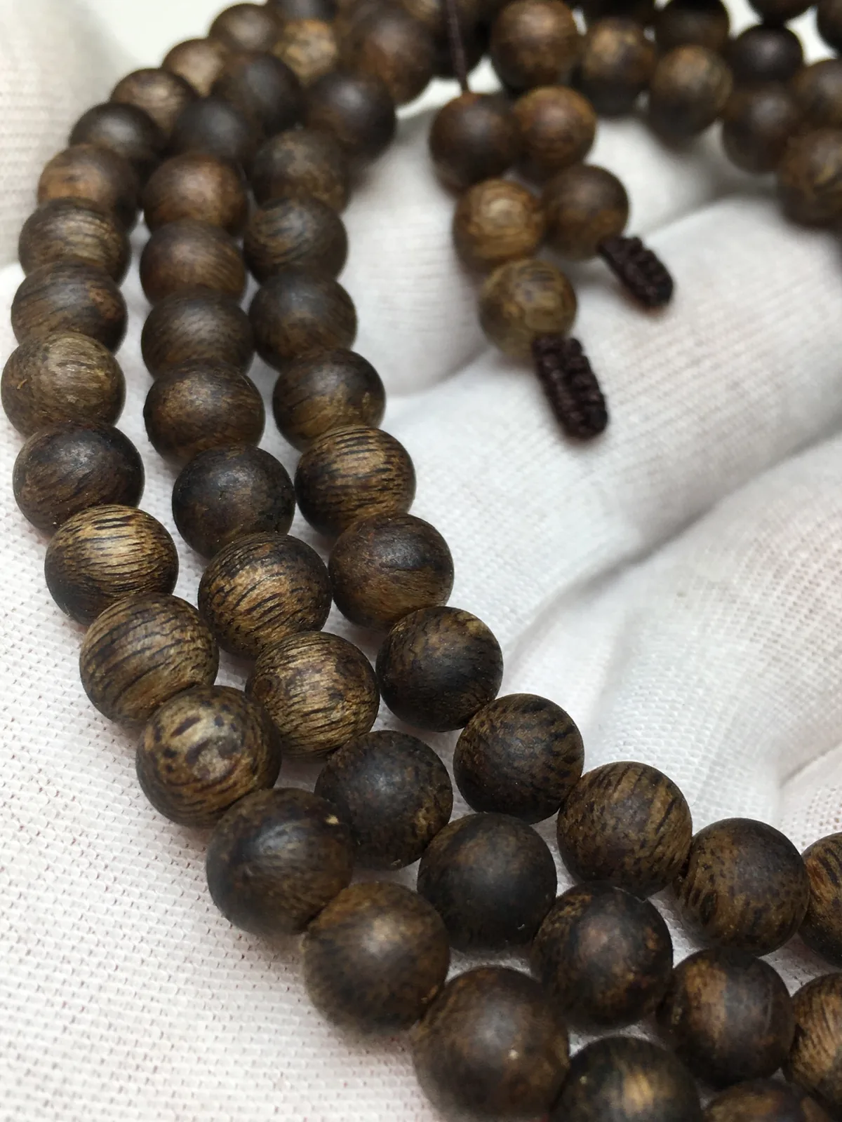 Agarwood Round Bead Multi-Wrap Bracelet I — real photo 17