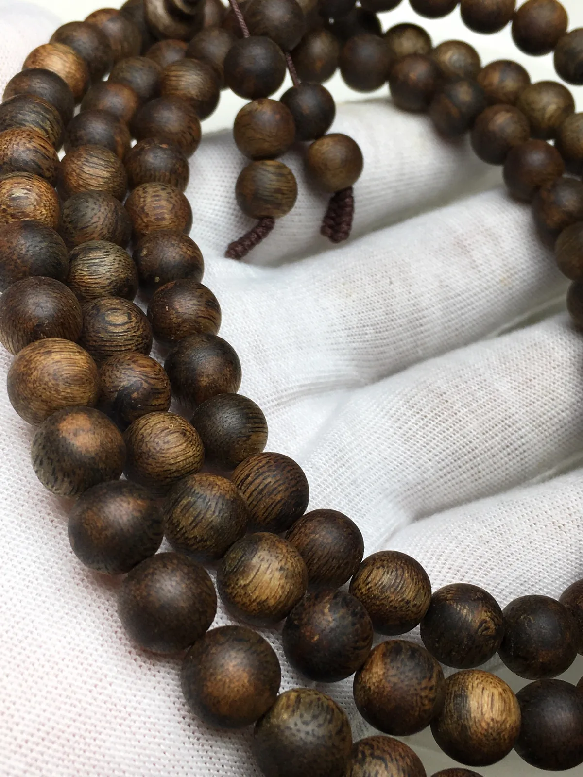 Dark Agarwood Round Bead Multi-Wrap Bracelet I — photo 3 of 9