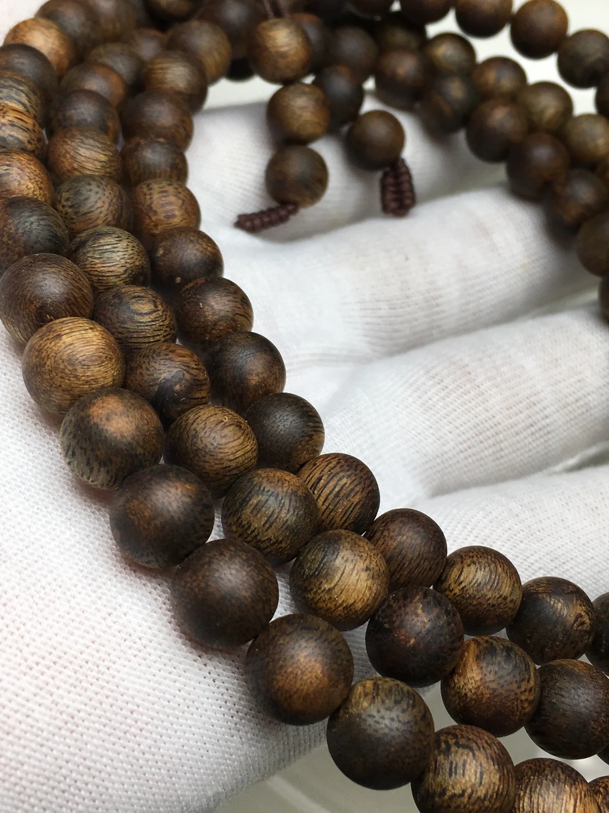 Dark Agarwood Round Bead Multi-Wrap Bracelet I — photo 5 of 9