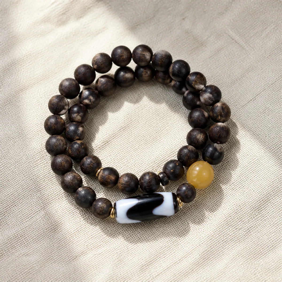 Pale Agarwood & Beeswax Amber Double-Wrap Bracelet