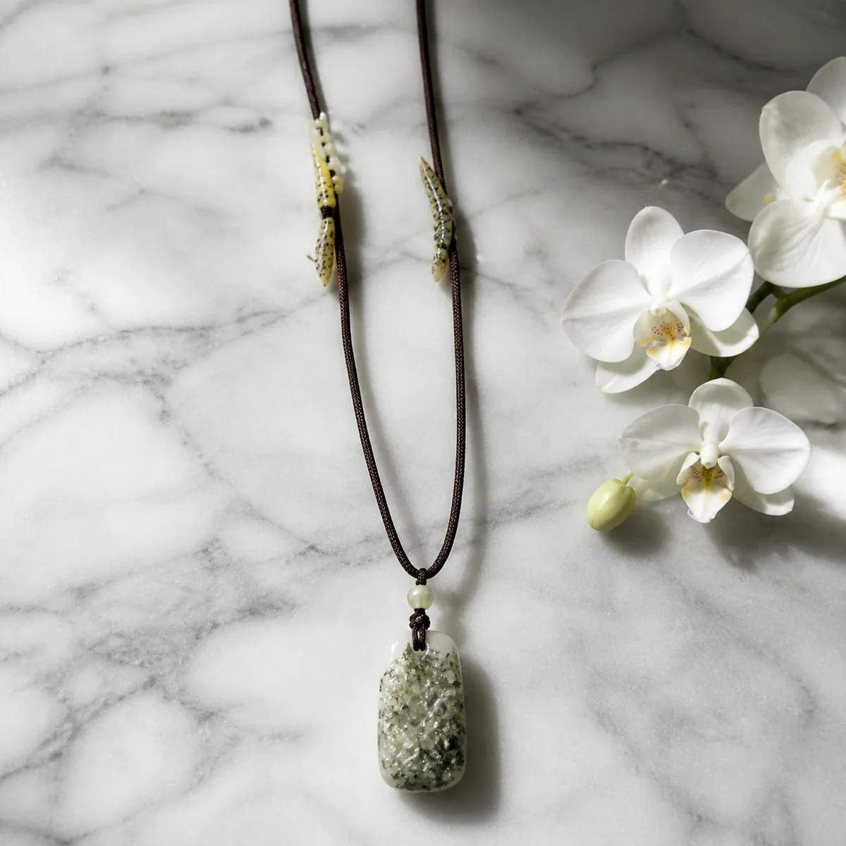 Pale Agarwood Necklace